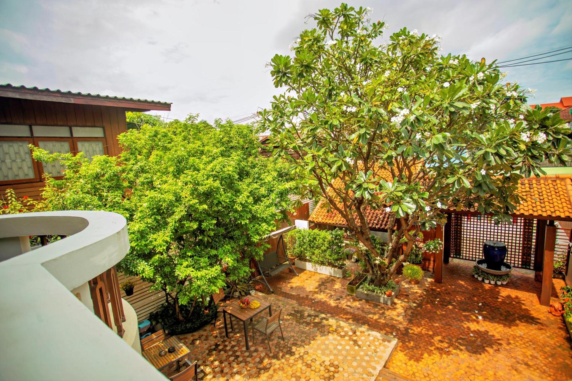 Art House Old City Chiang Mai Exterior foto
